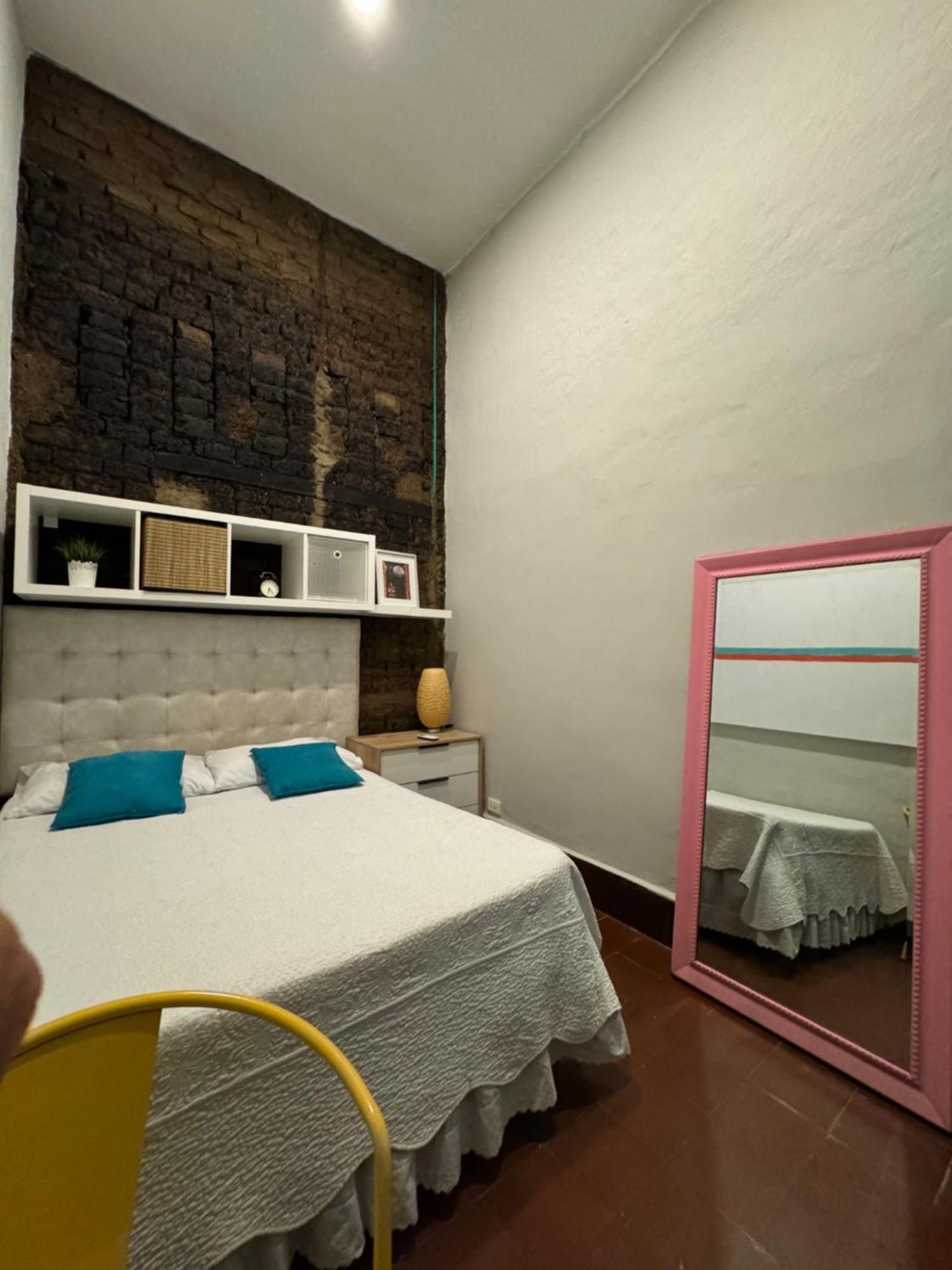 Moonshine Boutique Hostal Cali Buitenkant foto
