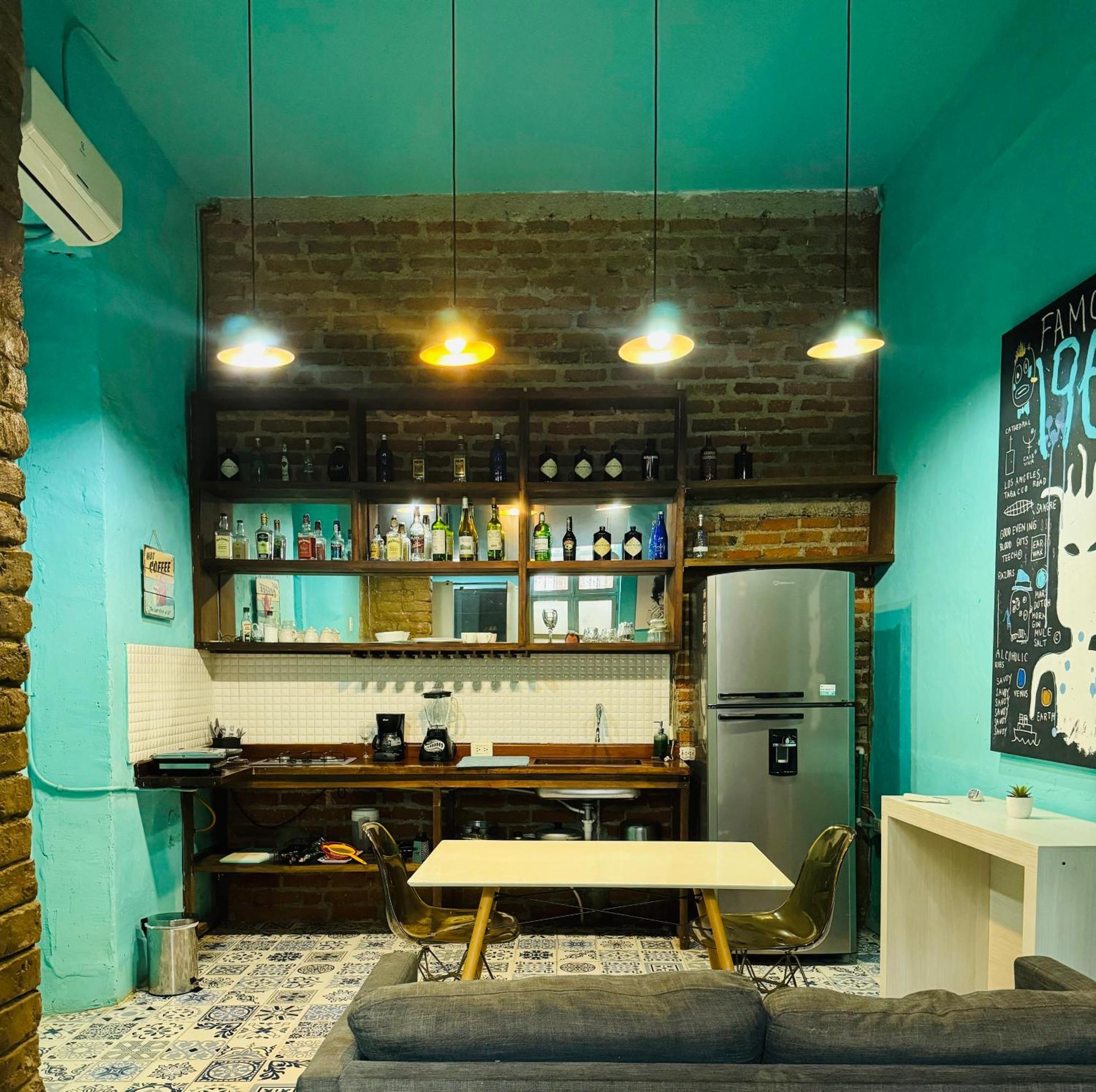 Moonshine Boutique Hostal Cali Buitenkant foto