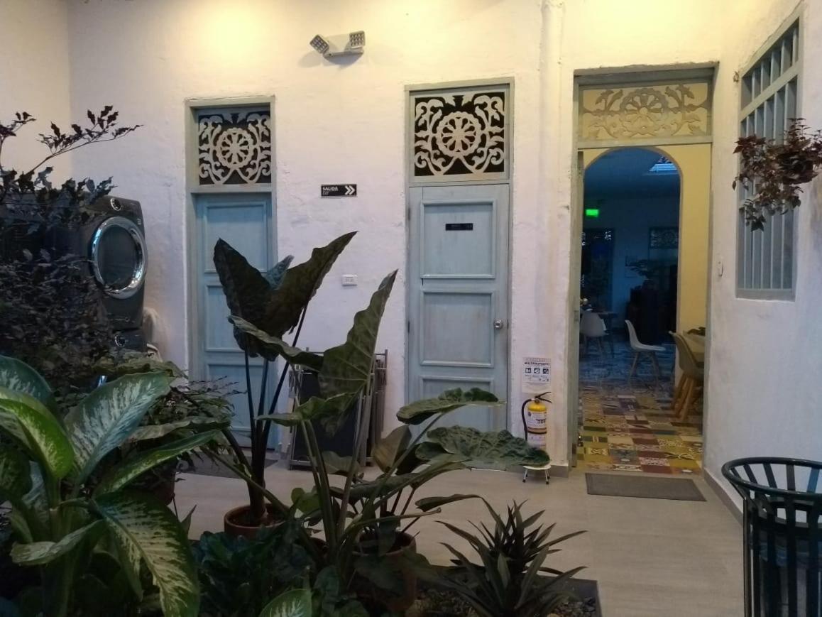 Moonshine Boutique Hostal Cali Buitenkant foto