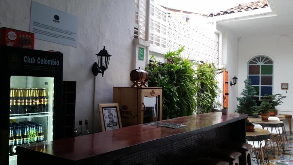 Moonshine Boutique Hostal Cali Buitenkant foto